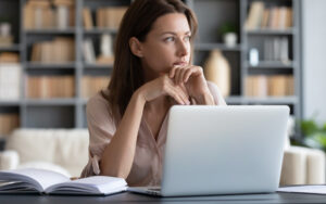 心ここにあらずの態度